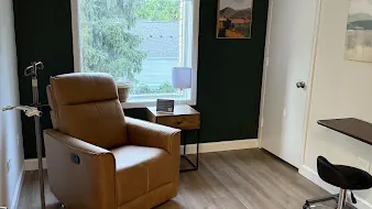 Golden Hour Wellness | Ketamine Infusion Clinic | KAP (Ketamine-Assisted Psychotherapy) | Medication Management — ketamine clinic in Hinsdale, Illinois (photo 2 of 3)