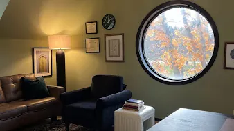 Higher Ground Psychotherapy & Ketamine Studio — ketamine clinic in Woodbury, Connecticut (photo 1 of 3)
