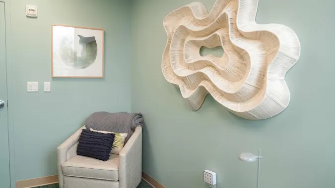 Lumin Health Bethesda, Maryland | Insurance-Covered Ketamine Therapy for Depression, Anxiety and PTSD — ketamine clinic in Bethesda, Maryland (photo 3 of 3)