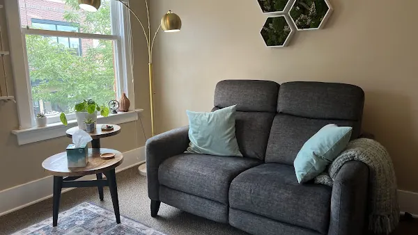 Maggie Young, LCSW, CHT, EMDR Certified Clinician and Consultant, Ketamine-Assisted Psychotherapist — ketamine clinic in Arvada, Colorado (photo 3 of 3)